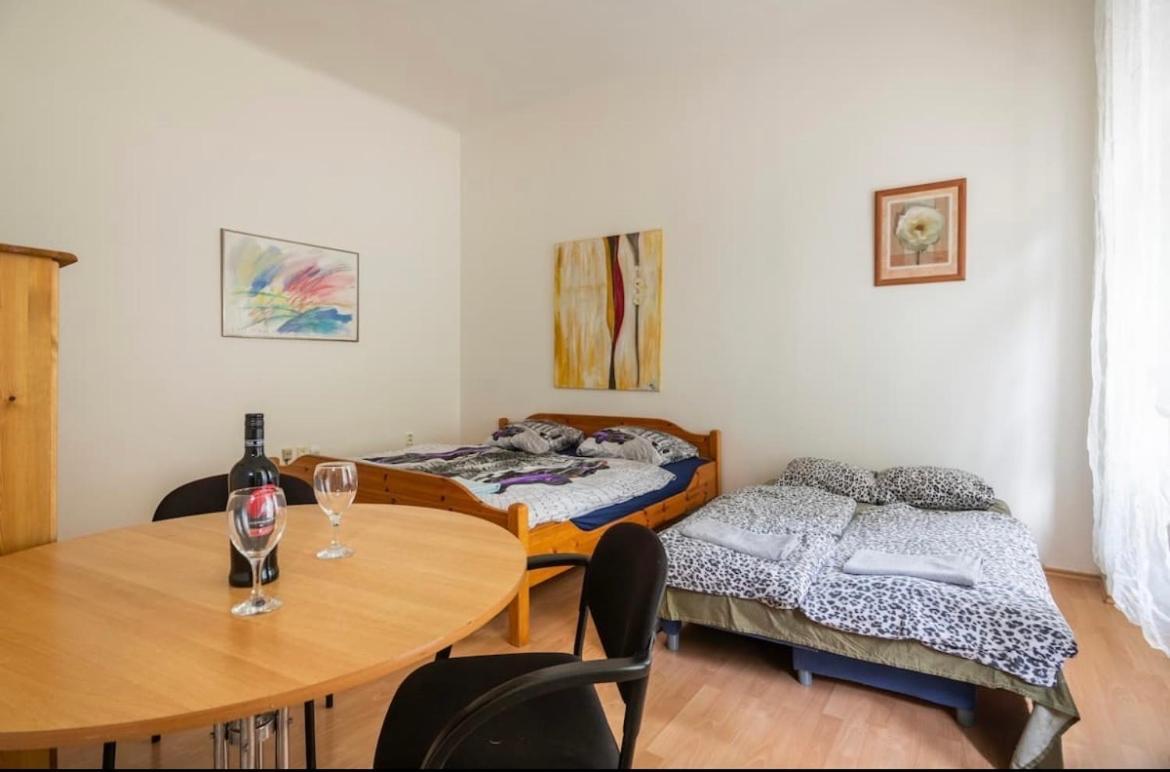 Apartment Stepanska Prag Exterior foto